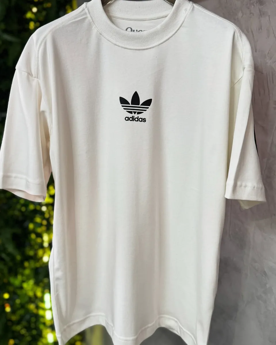 Camiseta Adidas Premium — Modelo 07